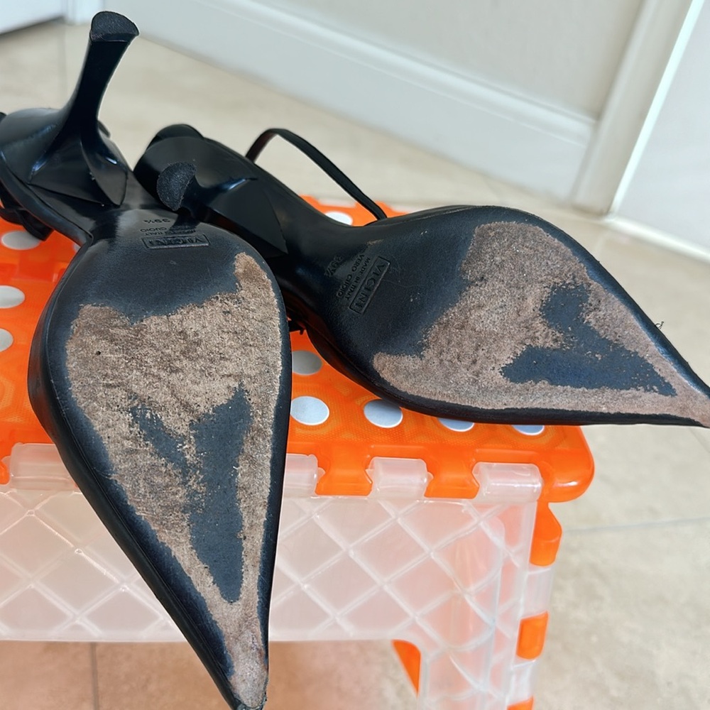 Stylish Black 9.5 Giuseppe Zannotti heels - Picture 4 of 5